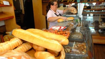 Este viernes sube el pan ¿A cuánto se fue el kilo?