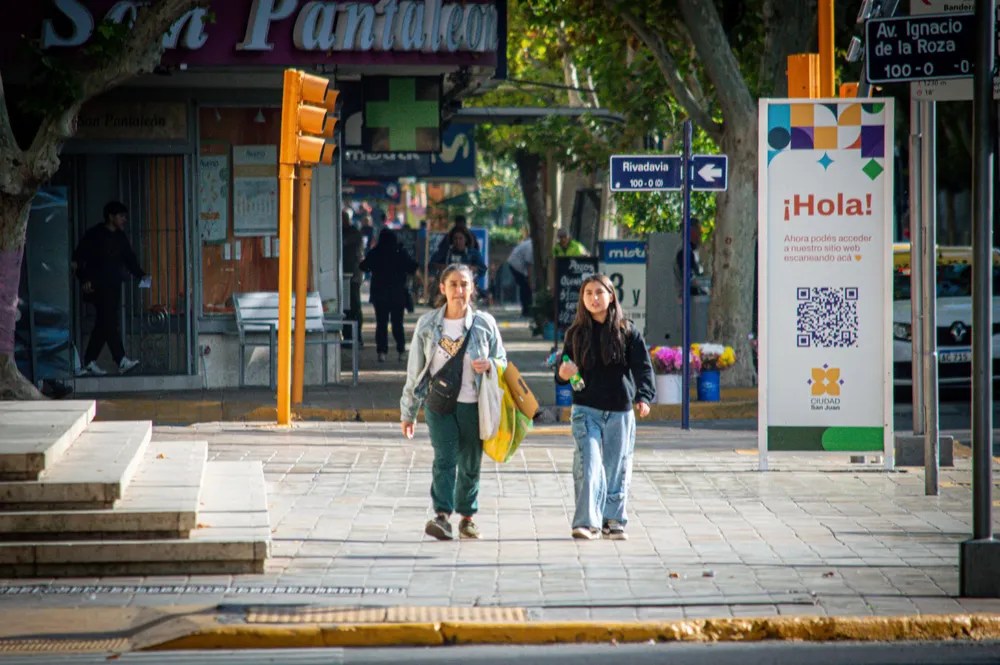 El lunes arranca con una máxima de apenas 20°C y algo de viento en San Juan