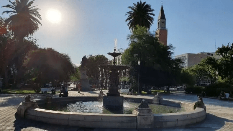 Este martes siguen las altas temperaturas a San Juan con máximas de hasta 33°C