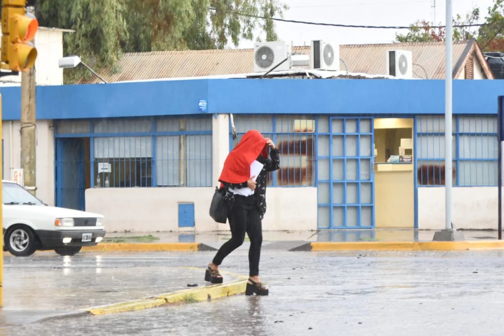 Alta probabilidad de tormentas y calor intenso en San Juan