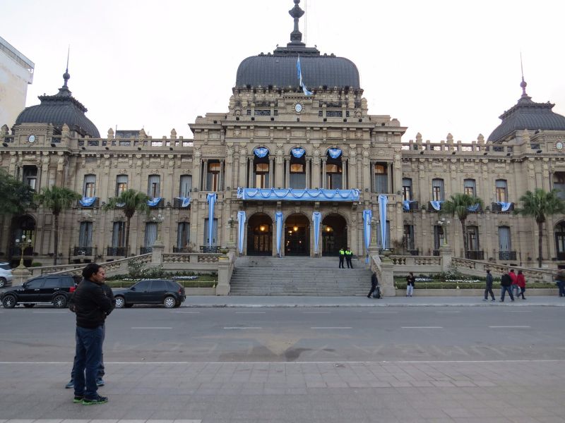 Habrá asueto administrativo provincial los días 24 y 31 de diciembre