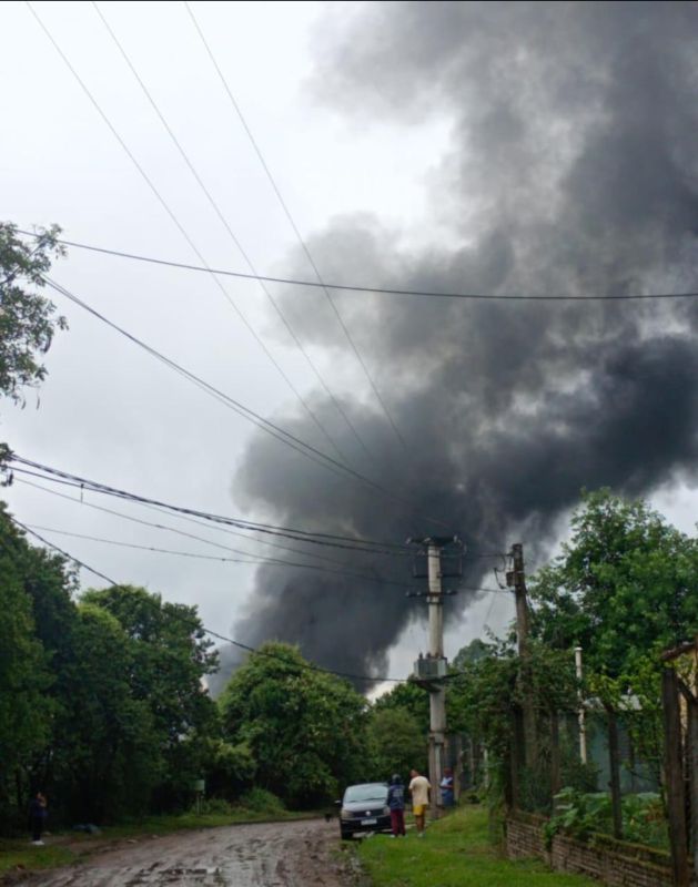 La Cañada:se desató un incendio en un galpón