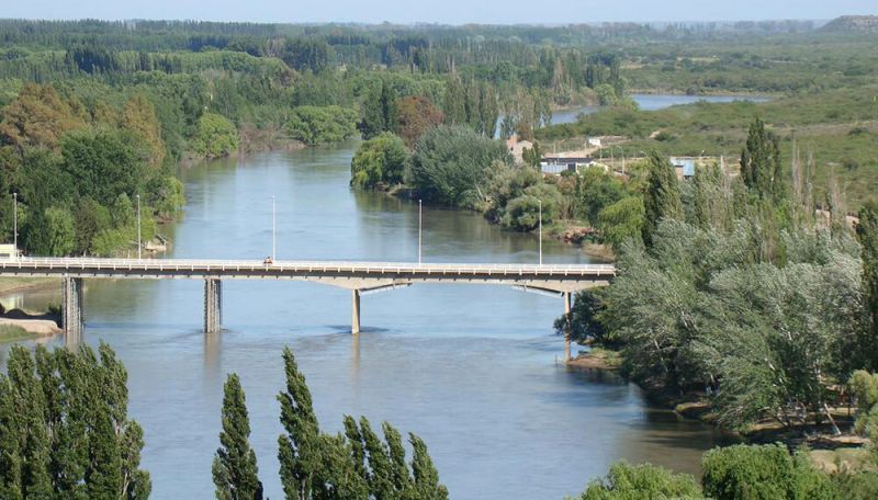 Pescadores encontraron un cuerpo en el Río Colorado